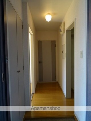 サンルミエールＡ棟[2DK/43m2]の玄関