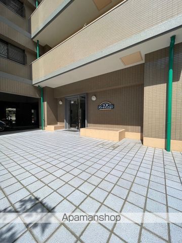天神アコールマンションの玄関写真