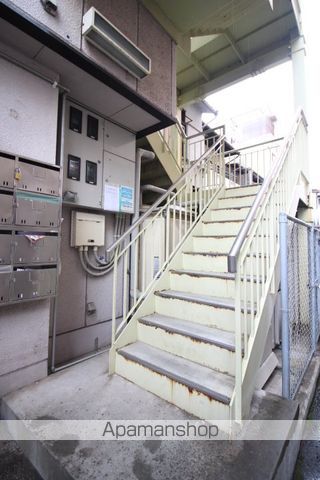 シャンティ医大前の玄関写真