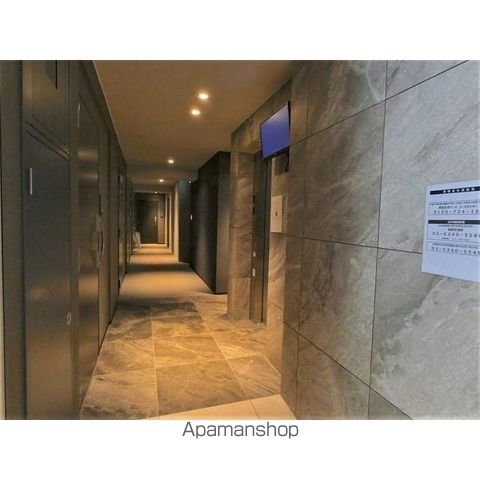 BLUROCK東品川の玄関写真