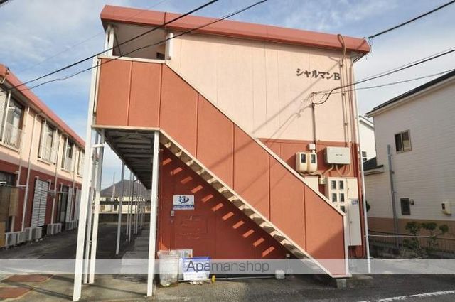 シャルマンB棟の外観写真
