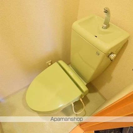 ベルファース早稲田[1K/22.08m2]のトイレ