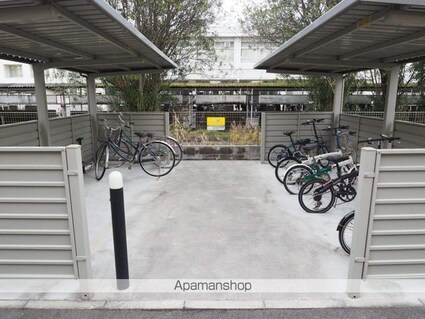 ホワイト　ヴェール[1LDK/35.91m2]の共用部3