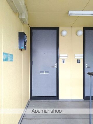 アベニューミキＢ棟[2DK/46.75m2]のエントランス