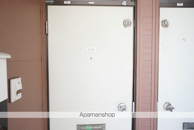 マンションイーグルの玄関写真