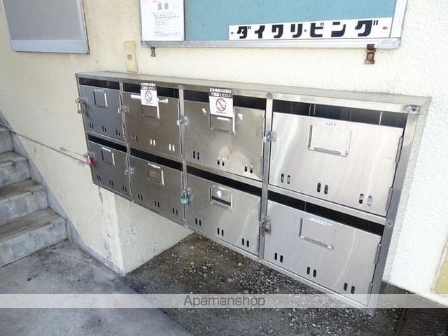 ドメスティックカーサの内装写真