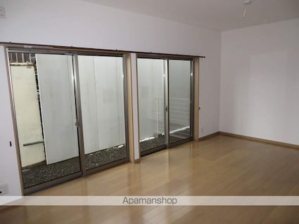 ポポラーレ昭和[1R/33.6m2]のリビング・居間1
