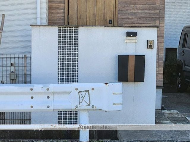 detached 東京都八王子市長沼町801-6

地図を見る