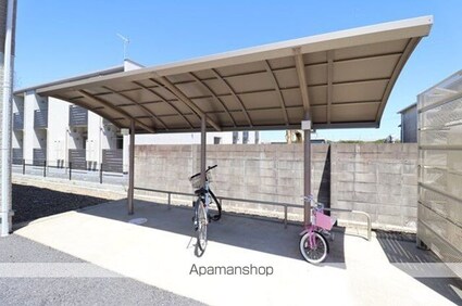 ル・ヴァン[3LDK/65m2]の共用部2