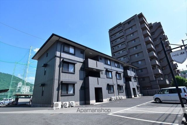 シャトレー西本の外観写真