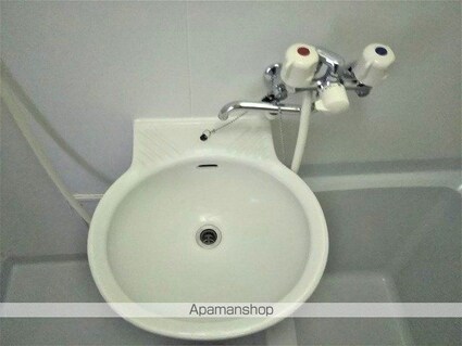 レオパレスシャルマン[1K/22.35m2]の洗面所