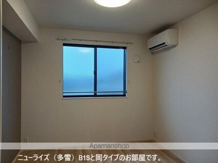 メゾンシャルール[3LDK/65.25m2]のリビング・居間2