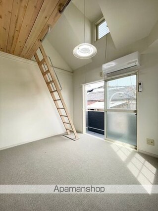 和歌山県和歌山市手平４丁目[1K/16m2]のリビング・居間