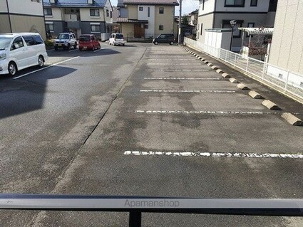 グランデ神田Ａ[2LDK/56.12m2]の駐車場2