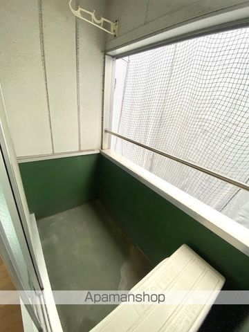 スチールビルの内装写真