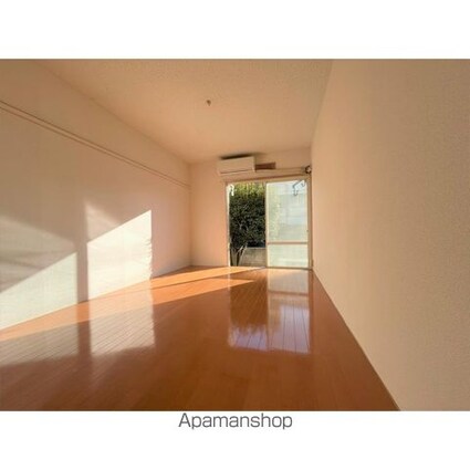 ハイツ井口Ⅱ[1R/18m2]のリビング・居間