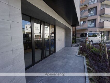 愛知県名古屋市北区大曽根４丁目[1K/21.83m2]のエントランス