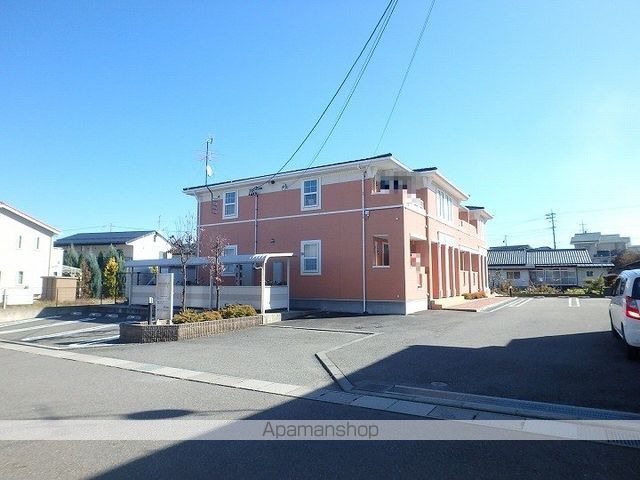 ブライト・ヒルサイドIIの外観写真