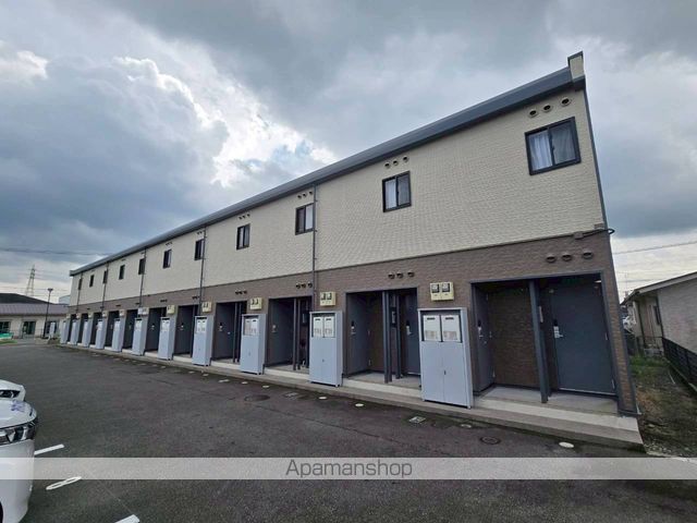レオパレスパルミエの外観写真