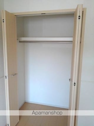 ゼファーしるく[2DK/50.21m2]の収納