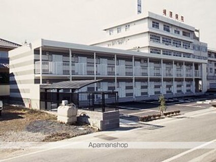 レオパレス中殿[1K/23.18m2]の外観