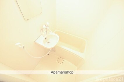レオパレスＡＲＫ壱番館[1K/20.28m2]のバス