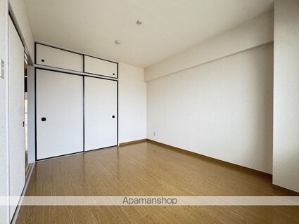 アポー河辺壱番館[3DK/66m2]の内装9