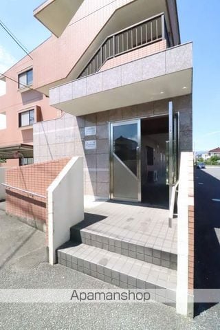 グランドール秋川の玄関写真