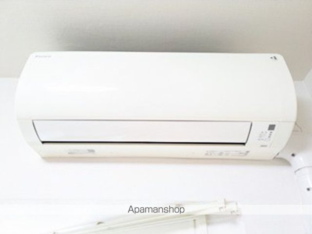 CANVASSすすきのの内装写真