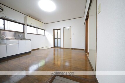 白百合荘[2DK/39.75m2]の玄関