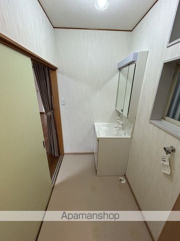 名鉄三河線 高浜港駅 徒歩7分 2階建 築35年の内装写真