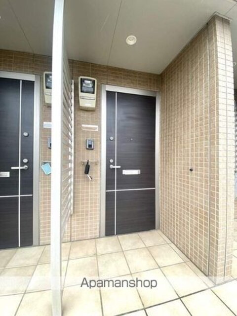 和歌山県和歌山市西浜[2LDK/51.21m2]のエントランス