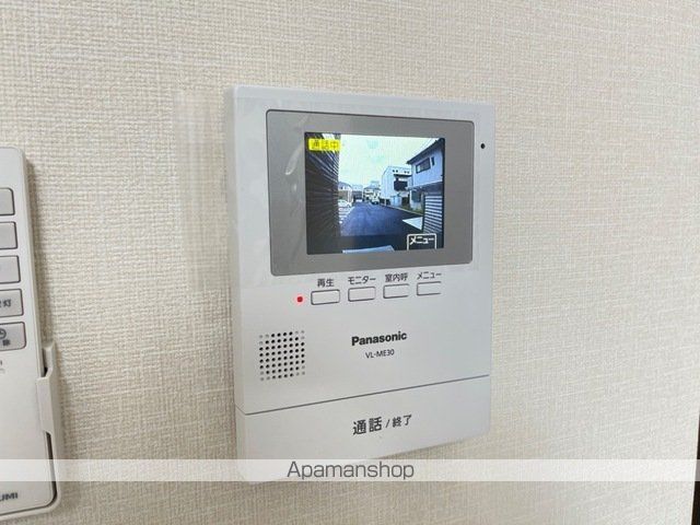 オリーブの内装写真