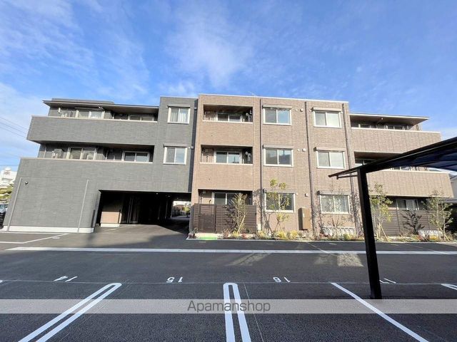 ロイヤル シャーメゾン プレミアムの外観写真