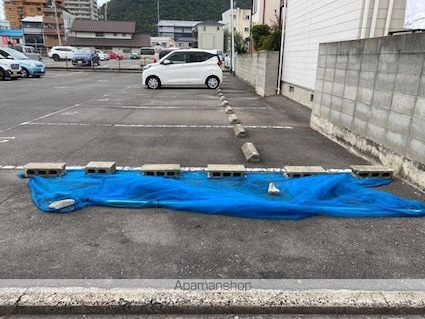 香川県高松市花ノ宮町２丁目[1K/24.84m2]の駐車場