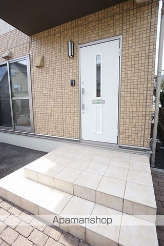 静岡鉄道静岡清水線 狐ケ崎駅 徒歩13分 2階建 築16年の玄関写真