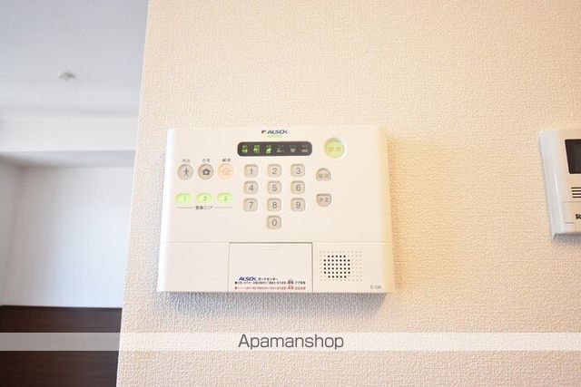 シャインポート屋島IV B棟の内装写真