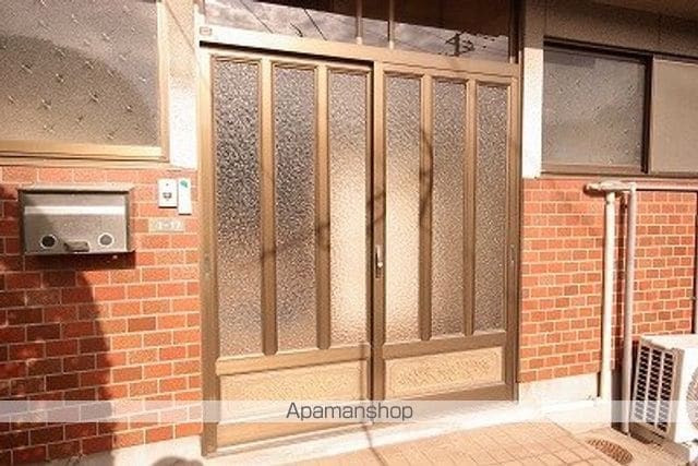 呉市 2階建 築39年の内装写真