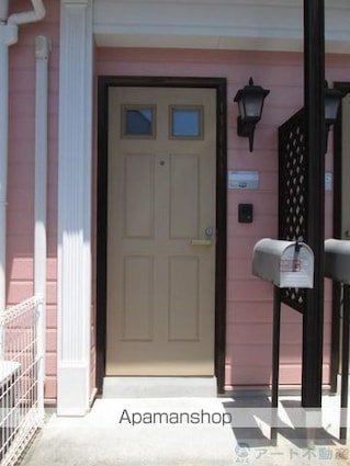 サンライズコート[2LDK/53.51m2]のエントランス1