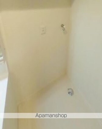 ロイヤルヒルズ三番丁[1LDK/46.66m2]の内装2