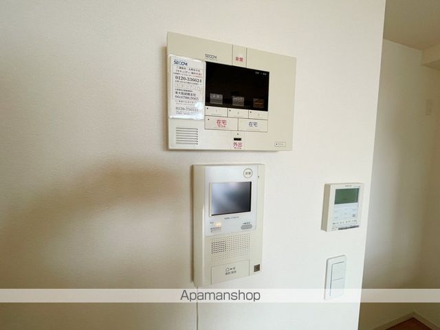 プレミアム菱屋西の内装写真