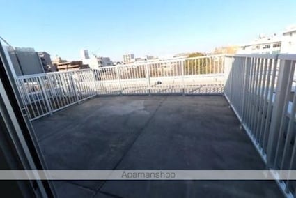 ＰＬＵＭ　ＶＩＬＬＡＧＥ[2LDK/56.85m2]のバルコニー