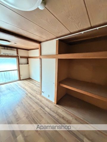 三共精器の内装写真