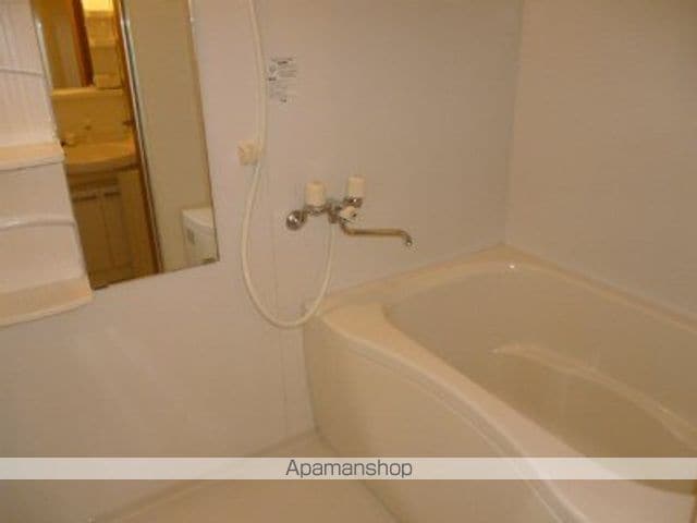 APARUTOMANハクタの内装写真
