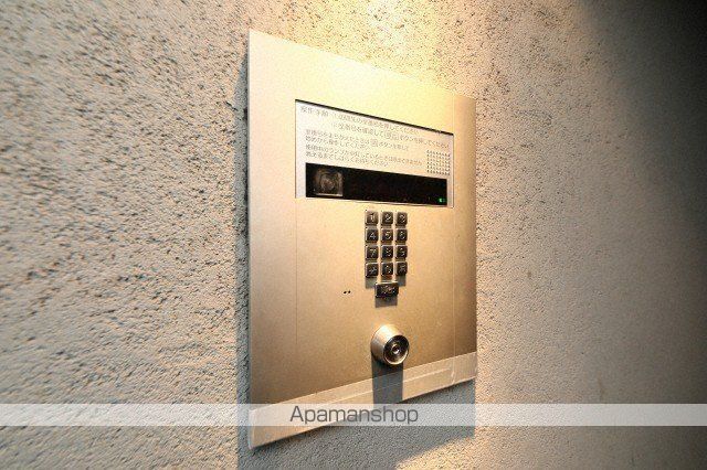 ビッグパレス南5条の玄関写真