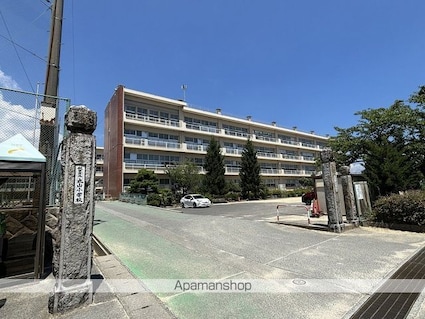 光ハウス[2DK/46.37m2]の周辺4