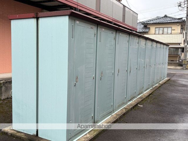 ロイヤルシャトー A棟の内装写真