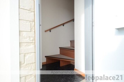 レオパレスフレンドⅡ[1K/26.08m2]の玄関