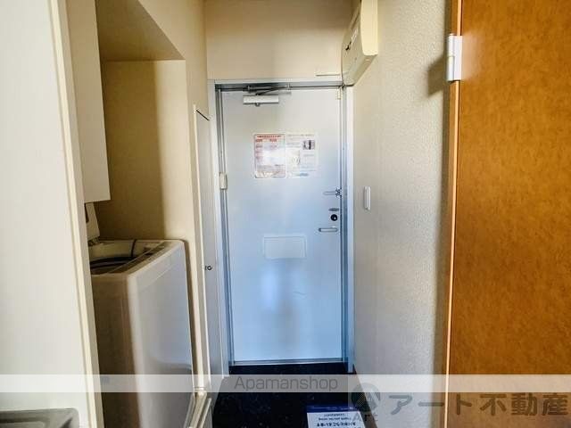 レオパレスエテルネ[1K/19.87m2]の玄関