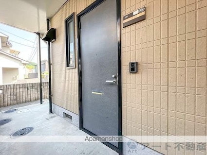 セフィラ北斉院　Ｂ棟[2DK/40.54m2]のエントランス1